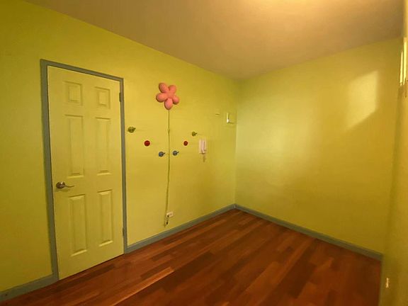 3rd image of 144-58 Sanford Ave #5F