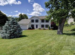 5 Rainbow Dr, Latham, NY 12110