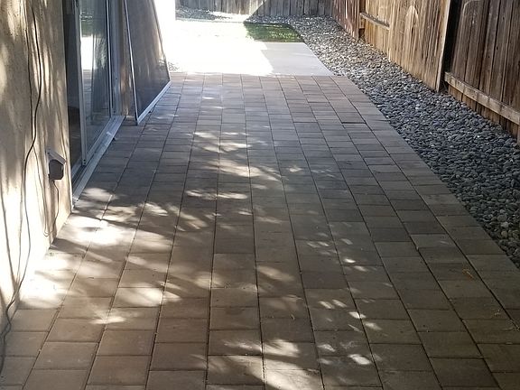 4th image of 2770 S Whitney Blvd
