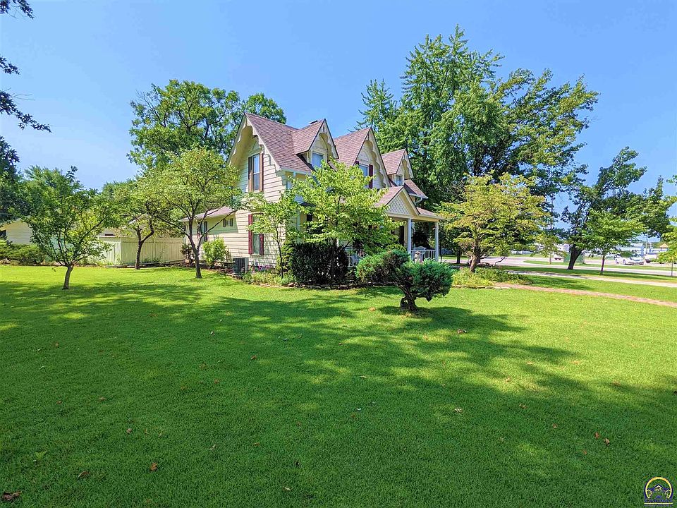 505 California St, Osage City, KS 66523 Zillow