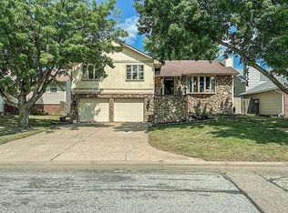 1618 S Wooddale St, Wichita, KS 67230