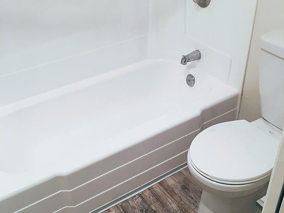 4th image of 1440 Madison Ave #1442