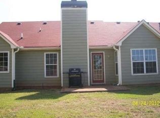 14 Ann Cres, Cartersville, GA 30121