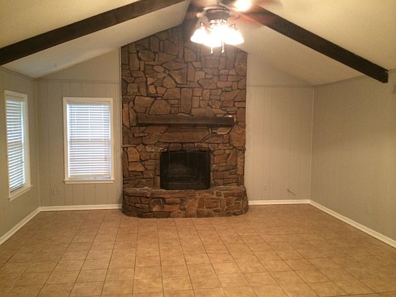 2nd image of 1421 Sandy Stone Ln