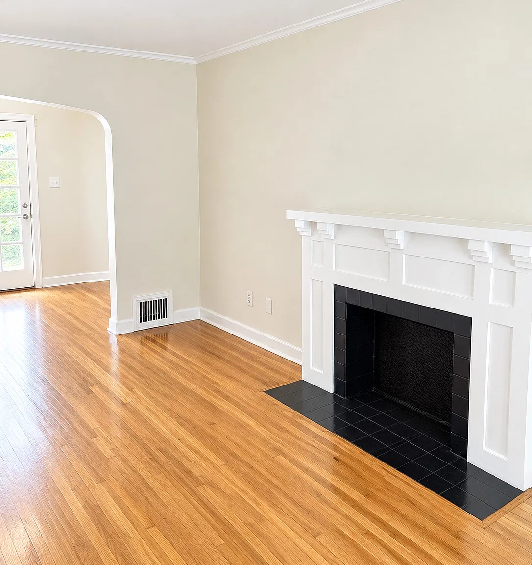 2 bed, 1374 sqft, $1,500 — Photo 2