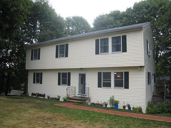 1st image of 367R Essex Ave #1