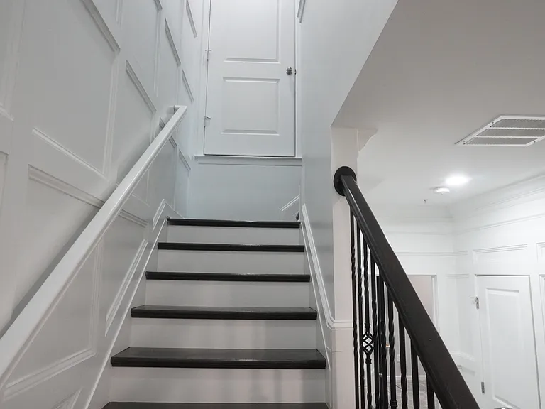 515 Riversail Ln — Photo 23