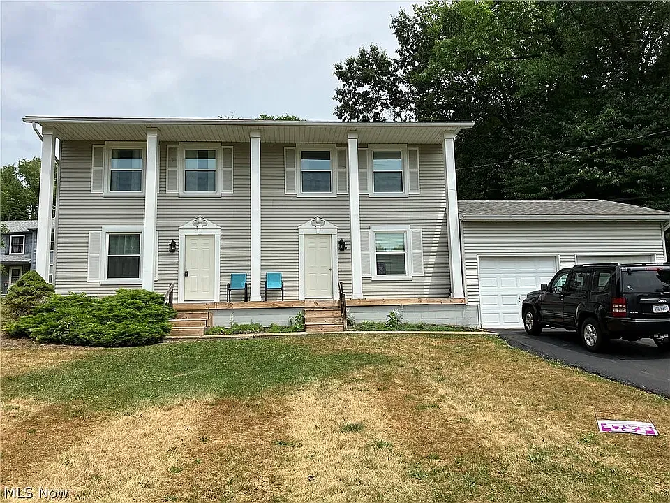 2 bed, $1,325 — Photo 1