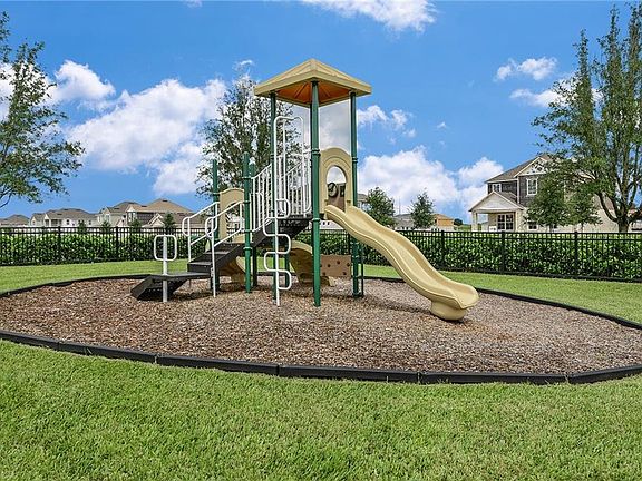 3rd image of 15854 Sweet Lemon Way