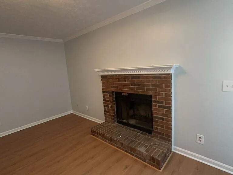 169 Walter Way — Photo 7