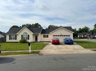 3219 Misty Creek Dr, Charlotte, NC 28269