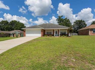 6622 Woodbury Forest Dr, Milton, FL 32583
