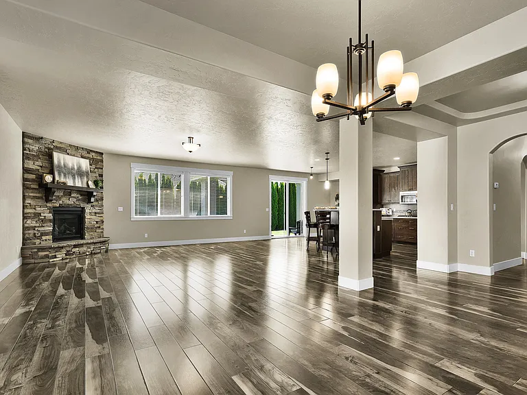904 N Tullshire Way — Photo 3