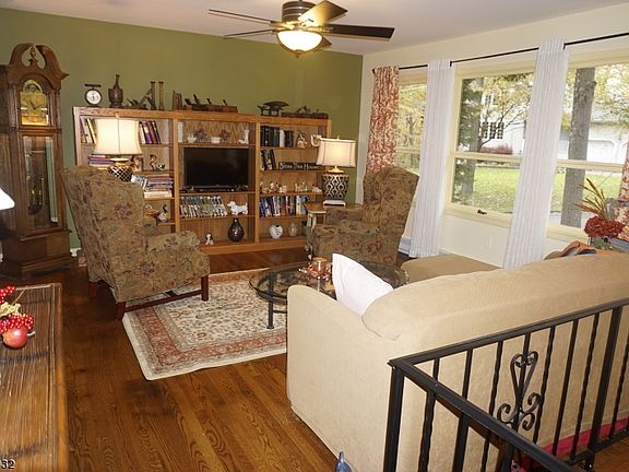 2nd image of 321 Midway Dr