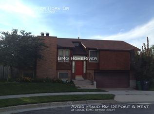 8868 S Powderhorn Dr, Sandy, UT 84093