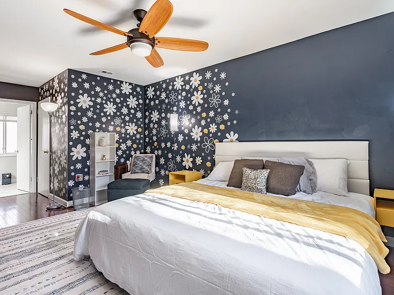 1546 Northgate Sq #21C — Photo 9