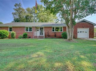 1703 Landsworth St, Chesapeake, VA 23324