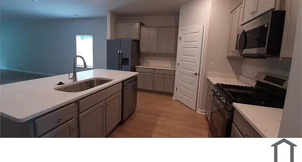 292 Shangrila Way — Photo 9