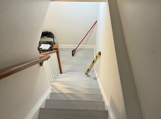 12 Osgoode St #BASEMENT, Cambridge, ON N3C 0C2