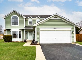 1840 Windmill Dr, Hanover Park, IL 60133