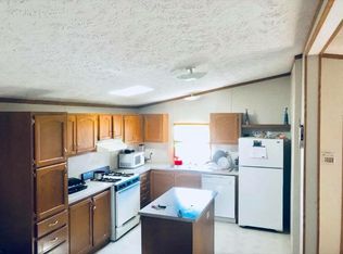 5917 E Maple St, Romulus, MI 48174