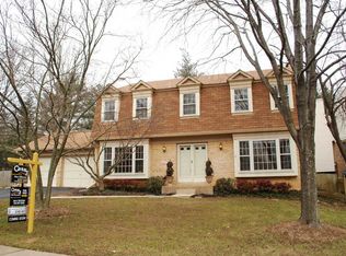 8328 Chapel Lake Ct, Annandale, VA 22003