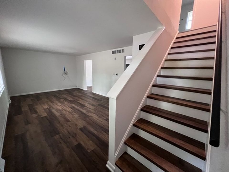1st image of 4211 Defoe Dr #B