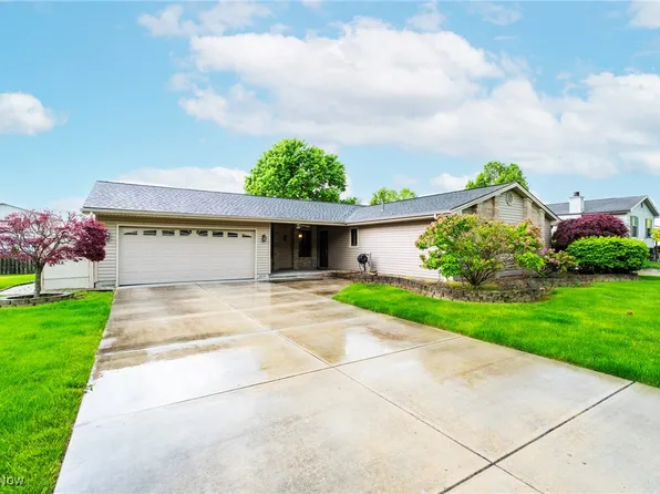 677 Angiline Dr, Youngstown, OH 44512