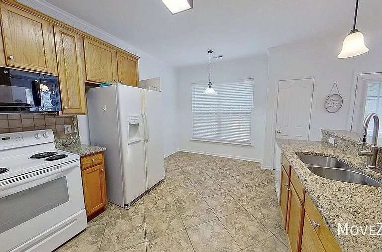 3608 Brookstone Trl — Photo 12