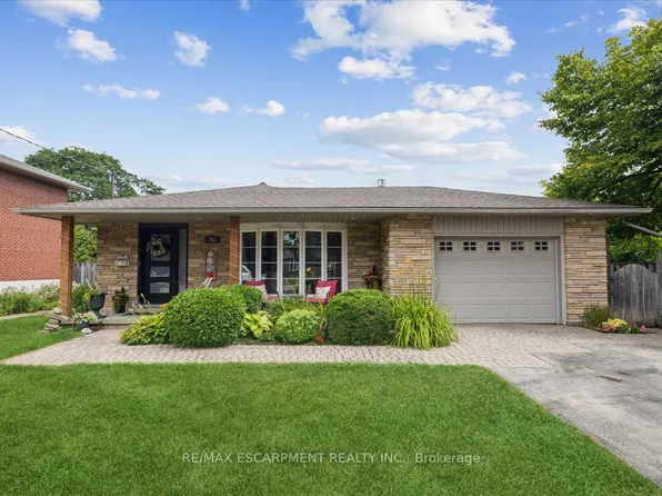 755 Parker Cres, Burlington, ON L7R 3A5