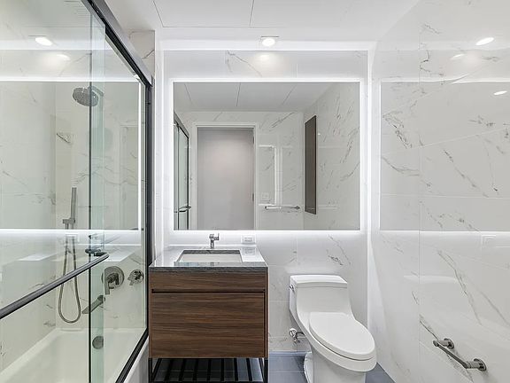 5th image of 232 E 54th St APT 20A