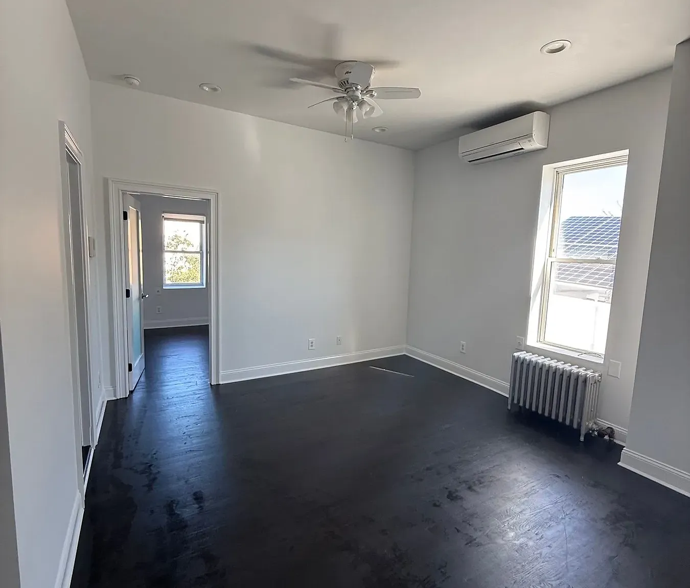 318 Greenwood Avenue — Photo 2