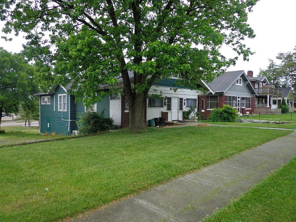 1st image of 3212 E 5th Ave