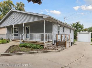 206 High St, Charlotte, MI 48813