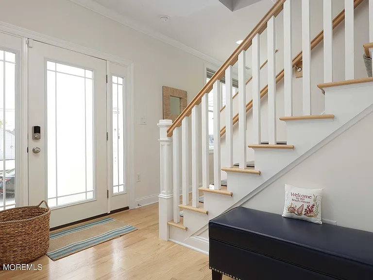 1607 Baltimore Ave — Photo 7