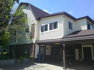 569 Diekema Ave APT 4, Holland, MI 49423
