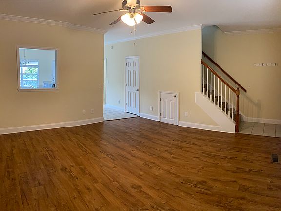5th image of 1700 New Castle Dr NE #1704