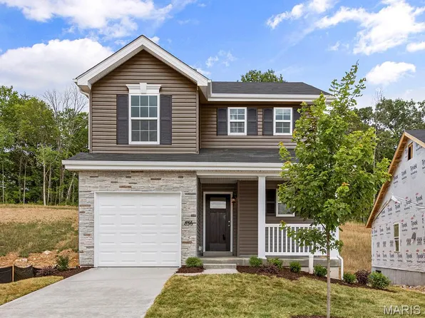 388 Olympic Dr, Gray Summit, MO 63069