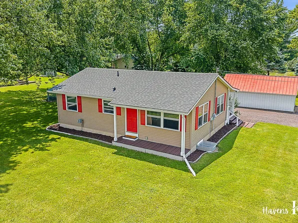 25 W Tupper Lake Rd, Lake Odessa, MI 48849