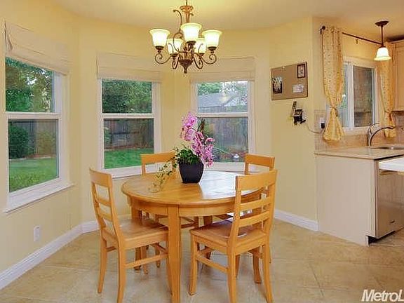 5th image of 2908 Kathy Cir