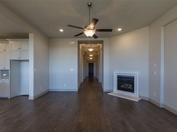 3rd image of 3512 Misty Meadow Ln