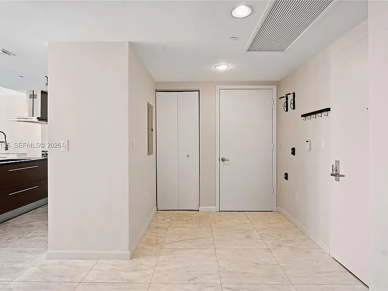 495 Brickell Ave #3904 — Photo 7