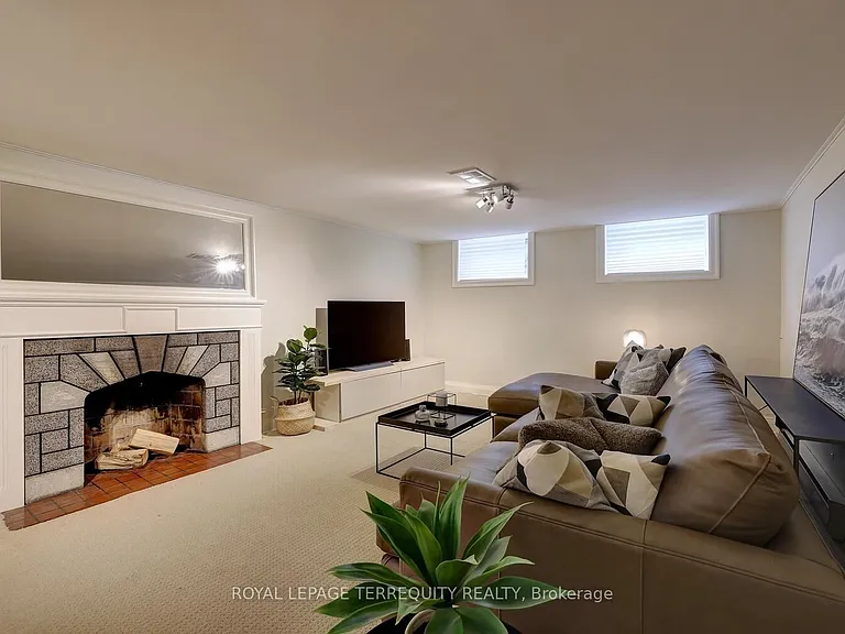 20 Elderidge Ave — Photo 31