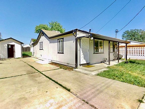 3rd image of 1825 Roy Ave