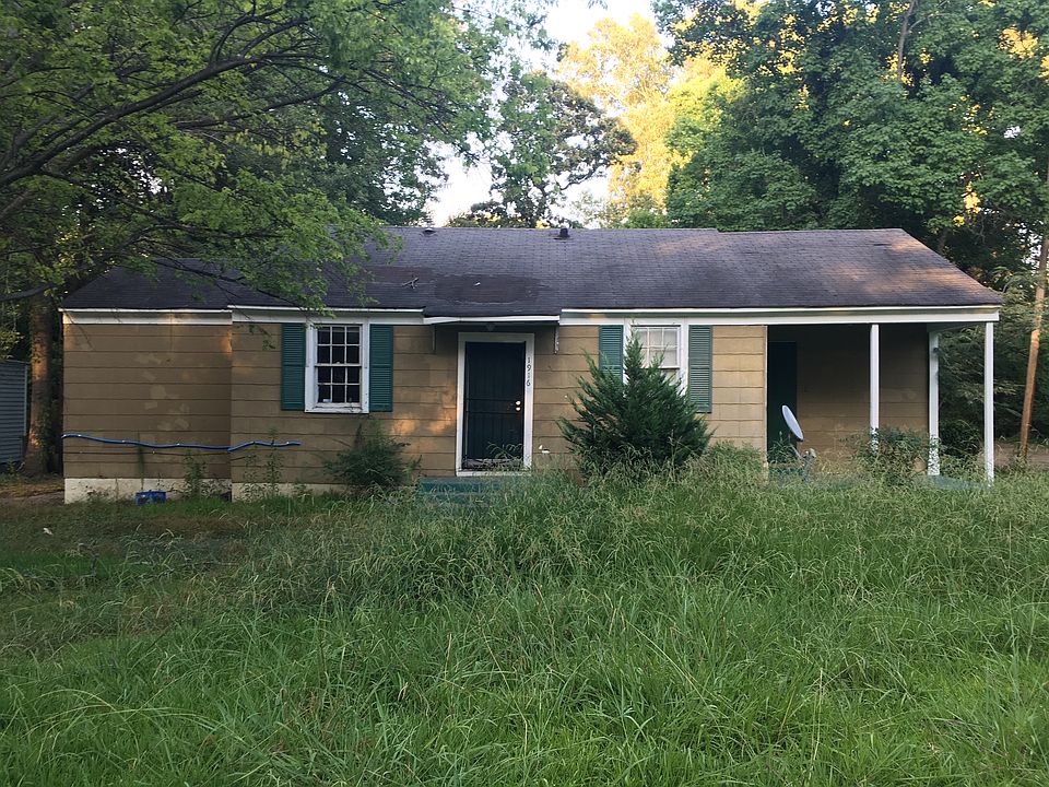 1st image of 1916 Belvedere Dr