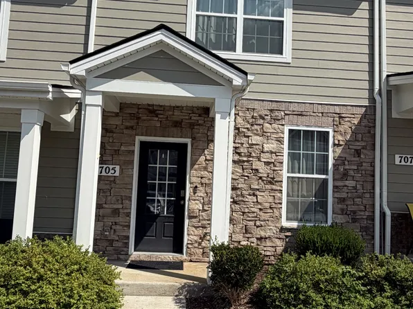 705 Dallas Dr, Columbia, TN 38401