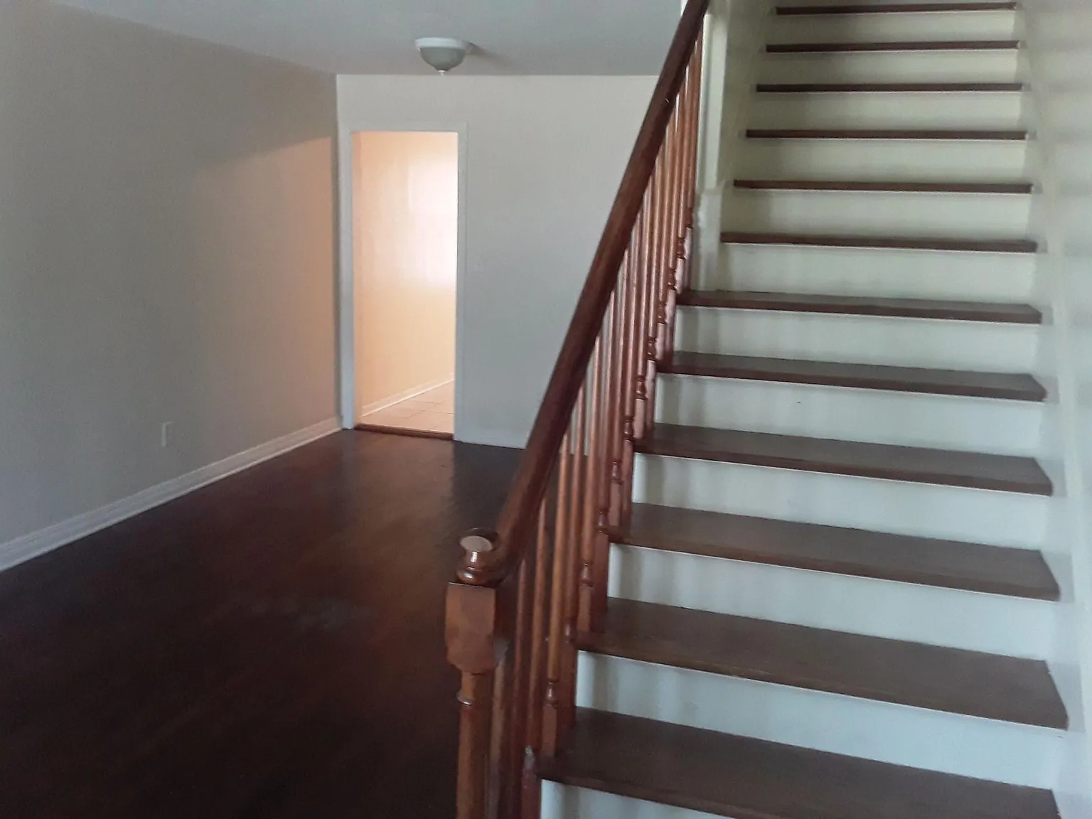 2 bed, $700 — Photo 4