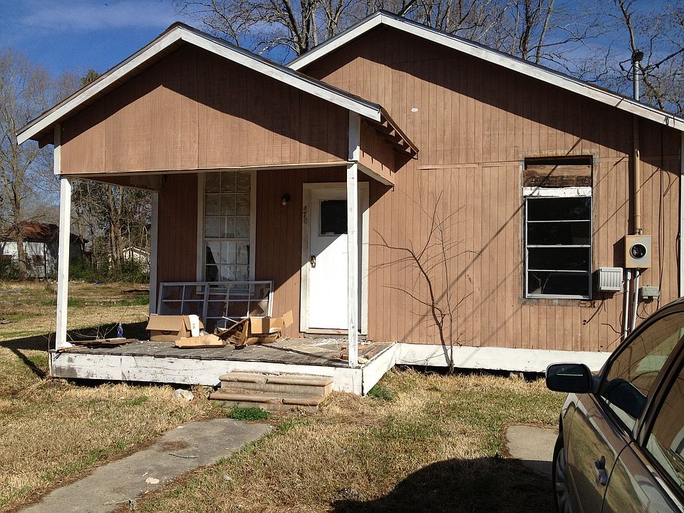 2nd image of 480 Macarthur St