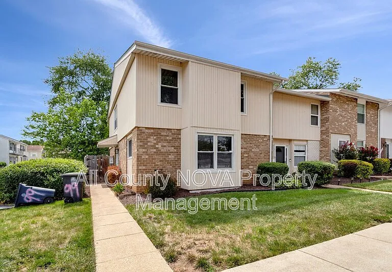 9995 Campus Way S #126 — Photo 1