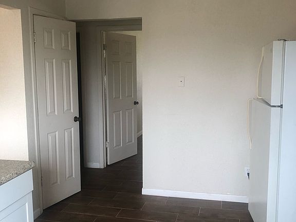 3rd image of 211 North Dr #D